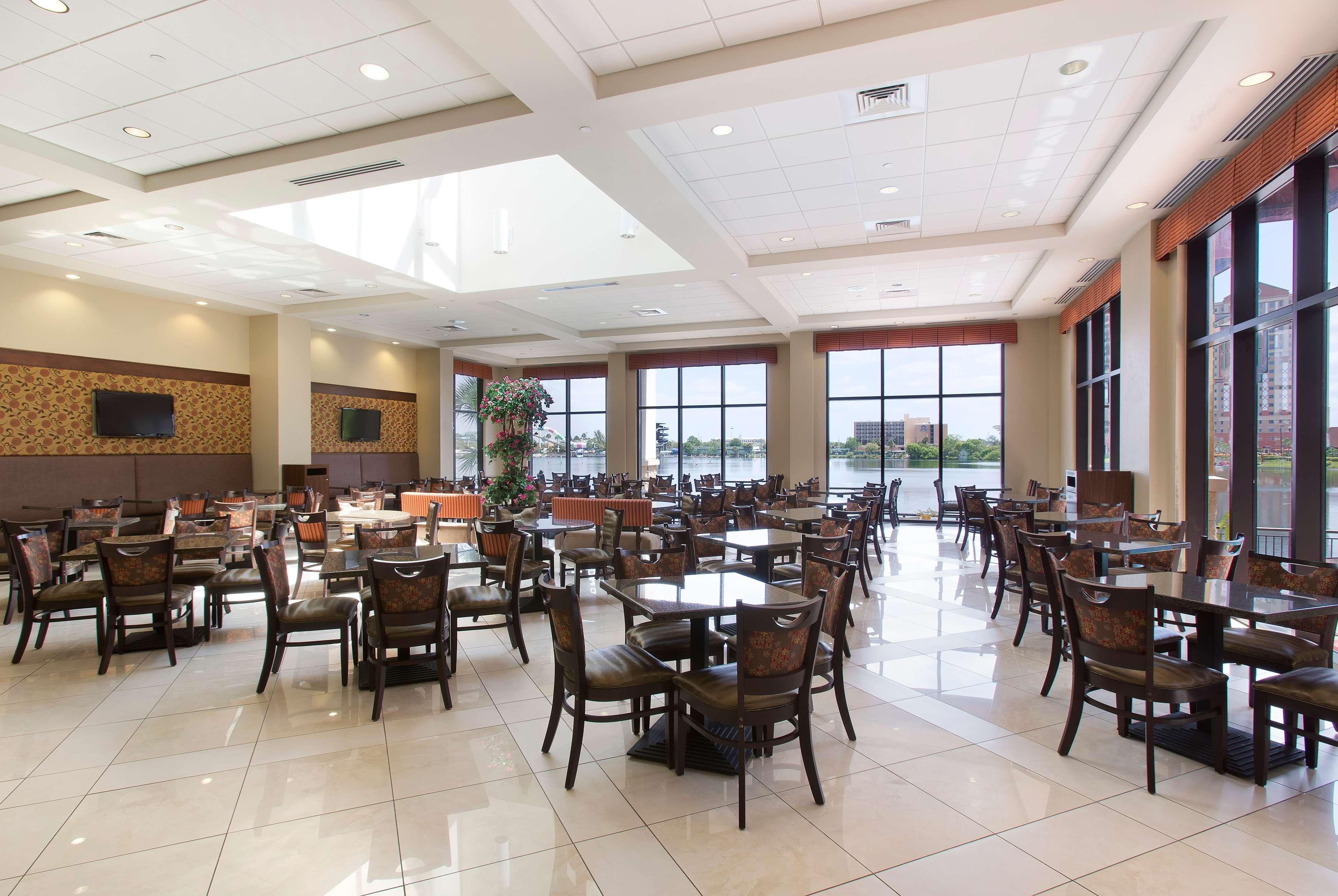 Ramada Plaza By Wyndham Orlando Resort & Suites Intl Drive Eksteriør bilde