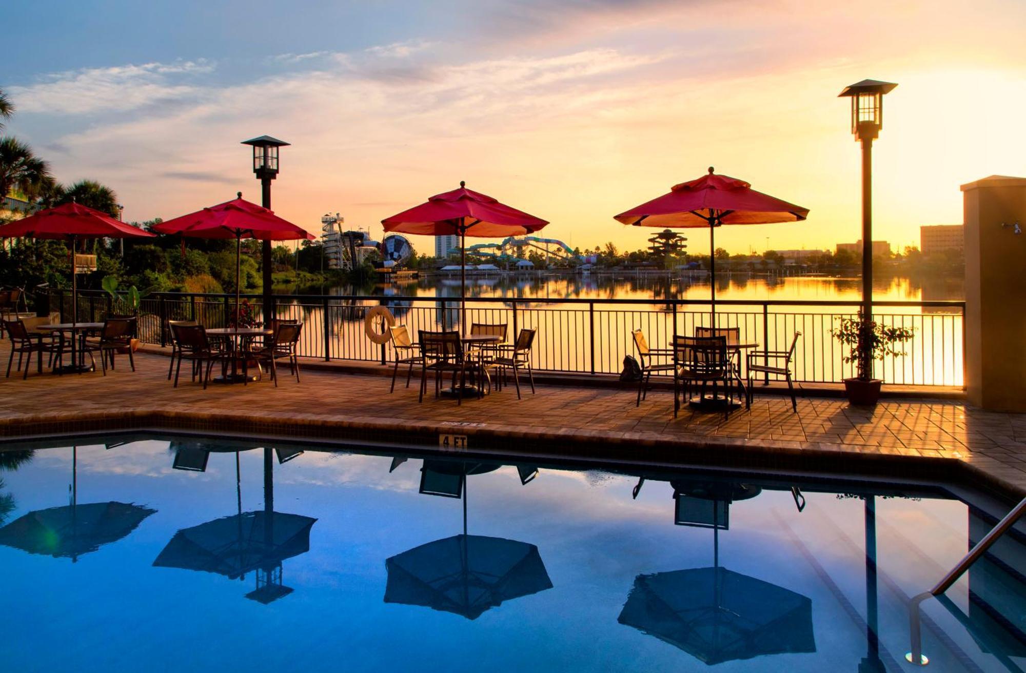 Ramada Plaza By Wyndham Orlando Resort & Suites Intl Drive Eksteriør bilde